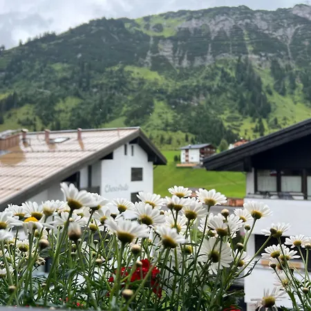 Naturhaus Loacker Apartment Lech am Arlberg